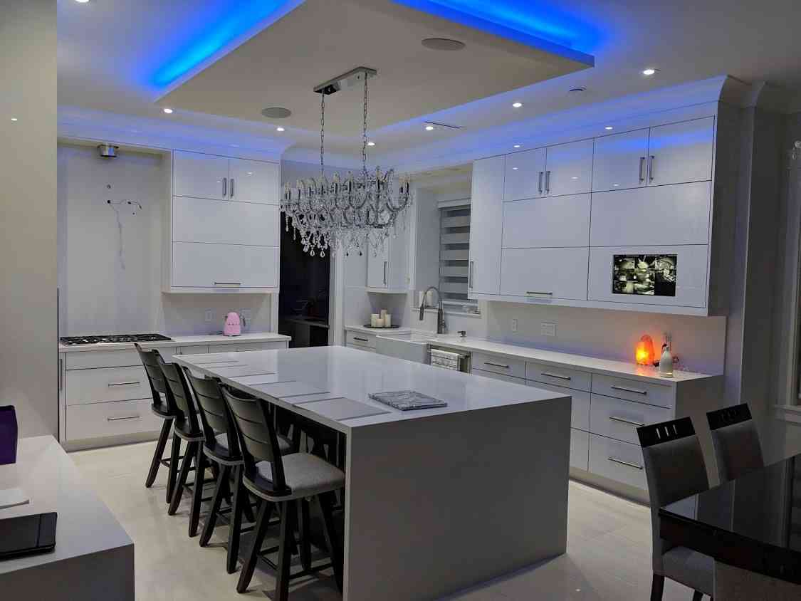 Kitchen island detail by Keon Construction